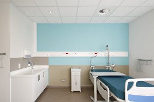 Bandeau tête de lit chambre d'hébergement hospitalier